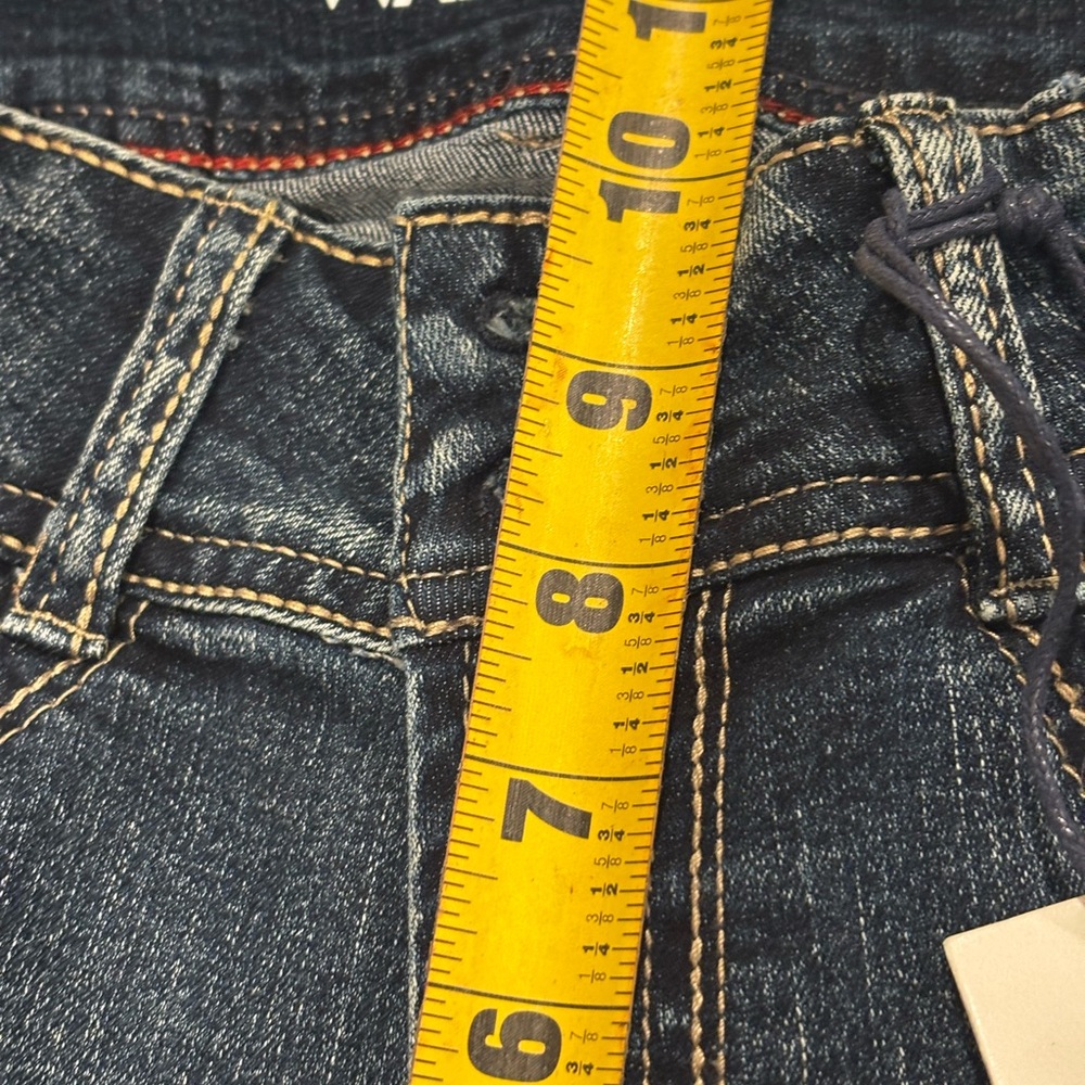Wallflower Luscious Curvy fit Dark Wash Denim Jeans, 23.5” crop, size 5/27 reg - Picture 11 of 11